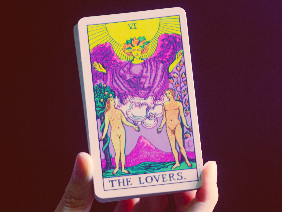 love spread tarot reading